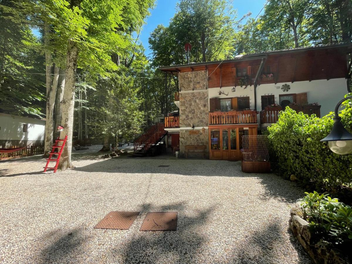 Chalet I Folletti Leilighet Abbadia San Salvator Eksteriør bilde